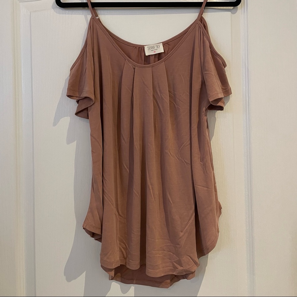 Open shoulder top